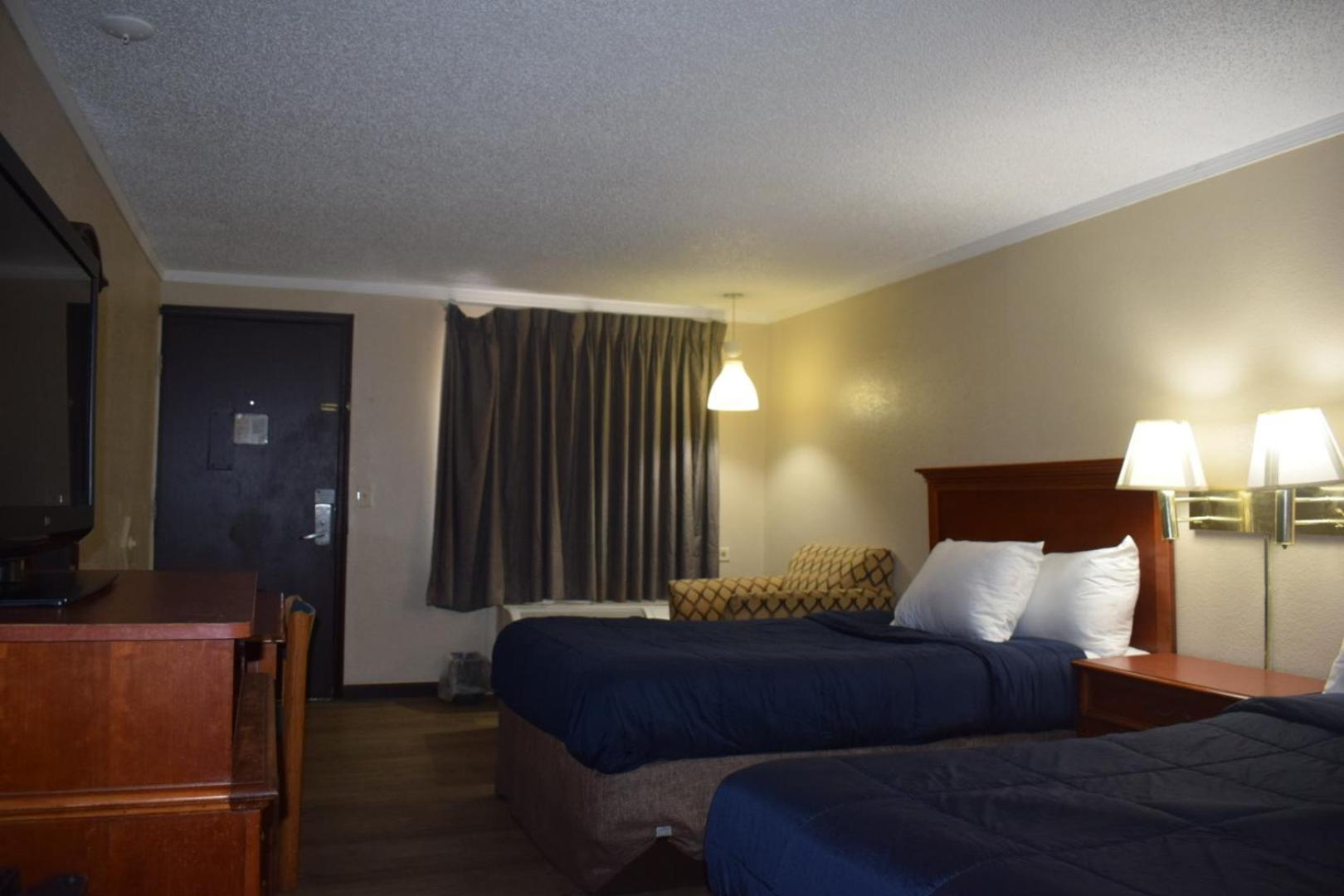 Knights Inn Farmington Hills Exteriör bild